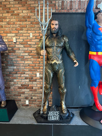 Aquaman From Justice League Life Size Statue - LM Treasures 