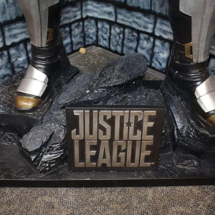 Batman from Justice League - Life Size Statue (Tactical Suit) - LM Treasures 