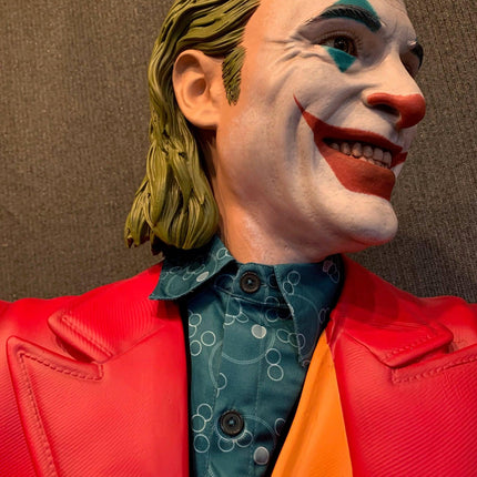 Joker 2019 (Joaquin Phoenix) Life Size Statue - LM Treasures 