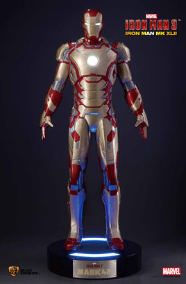 Iron Man MK42 Life-Size Statue - LM Treasures 