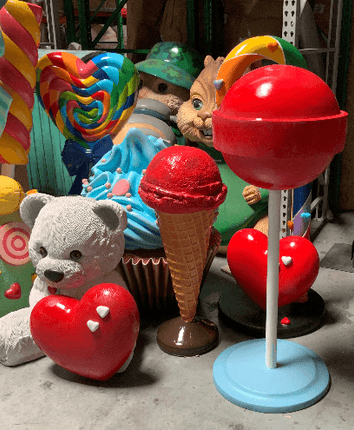 White Teddy Bear With Heart Over Sized Statue - LM Treasures 