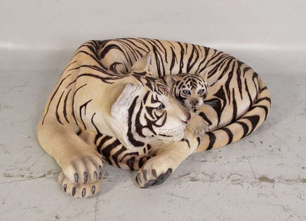 Siberian Tiger With Cub Life Size Statue - LM Treasures 