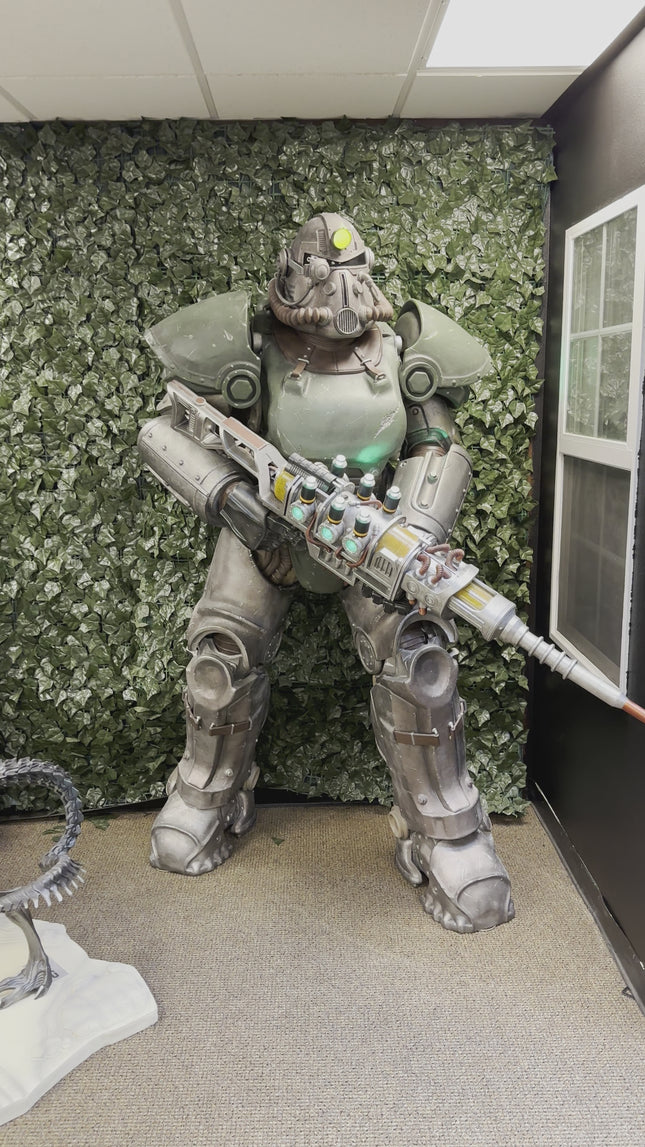Fallout 4 T-51b Power Armor 1:1 Life Size Statue
