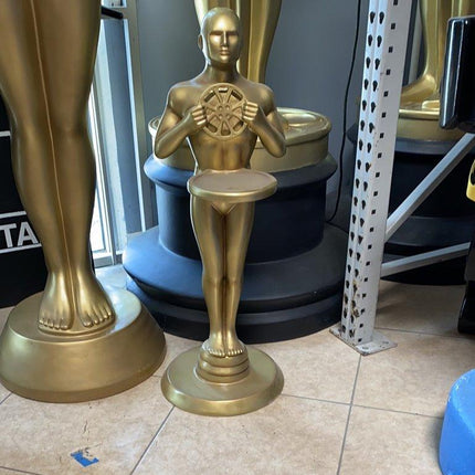 Movie Trophy Butler Small Statue - LM Treasures 