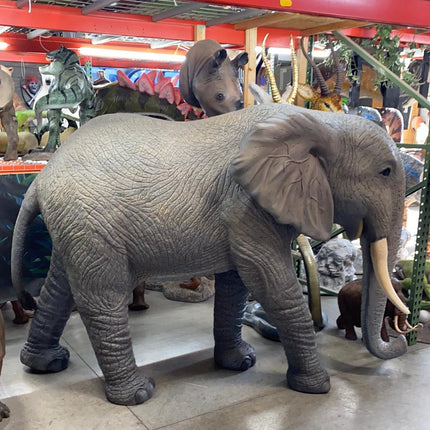 Elephant Statue - LM Treasures 