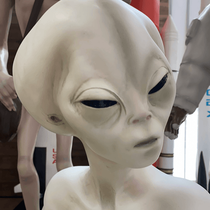 Alien With Cigar Life Size Statue - LM Treasures 