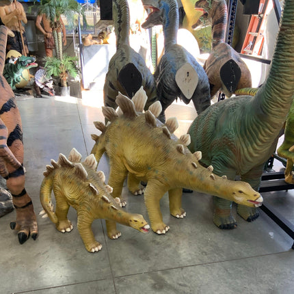Small Stegosaurus Dinosaur Statue - LM Treasures 