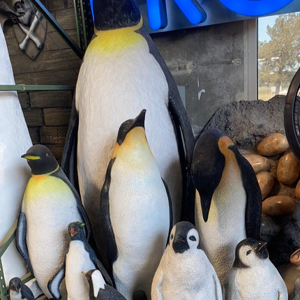 Male Penguin Statue - LM Treasures 