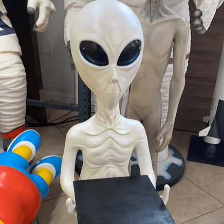 Alien Butler Life Size Statue - LM Treasures 