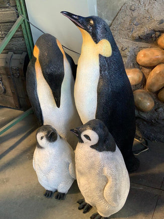 Penguin Family Statue - LM Treasures 