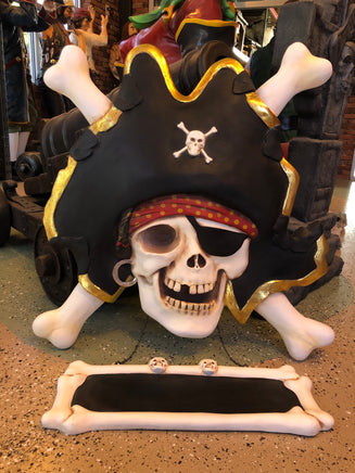Pirate Skull Cross Bone Sign Statue - LM Treasures 
