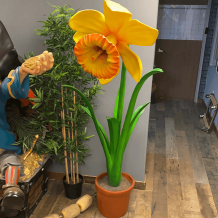 Narcis In Pot Over Sized Flower Statue - LM Treasures 