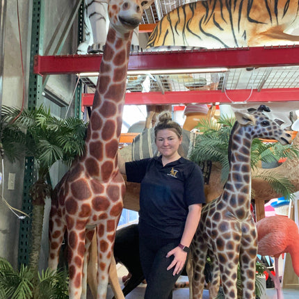 Giraffe Life Size Statue - LM Treasures 