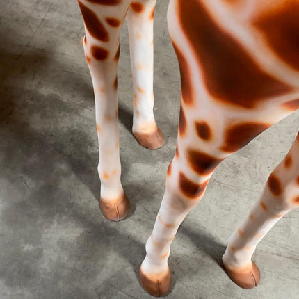 Walking Giraffe Life Size Statue - LM Treasures 