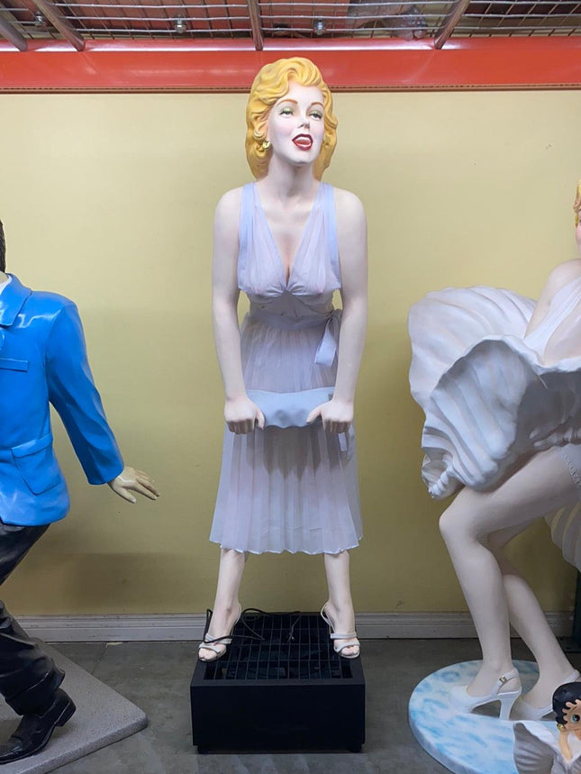 Actress With Fan Life Size Statue - LM Treasures