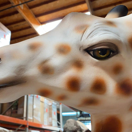 Walking Giraffe Life Size Statue - LM Treasures 